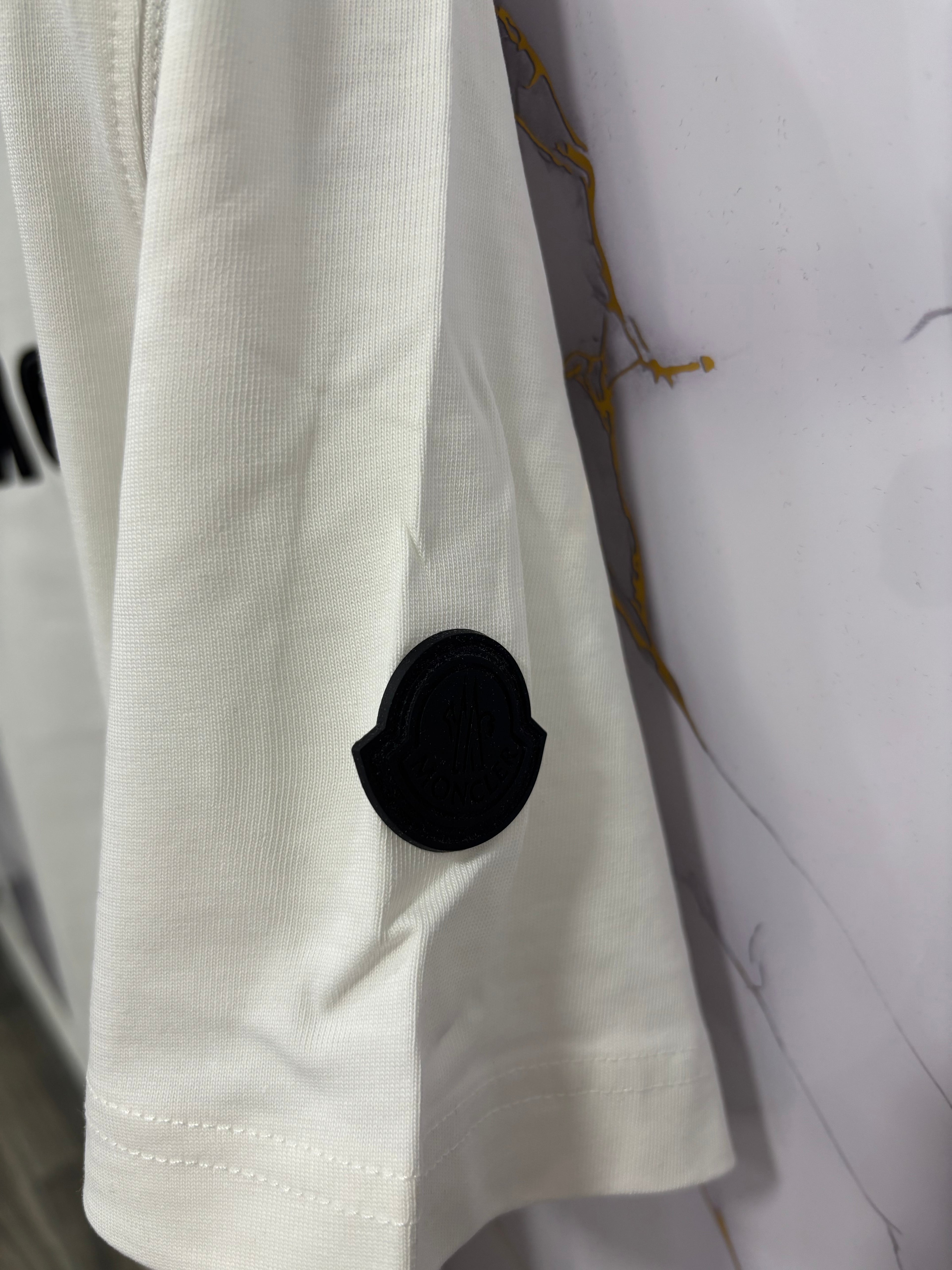 T-SHIRT MONCLER ( SCR.NERA)