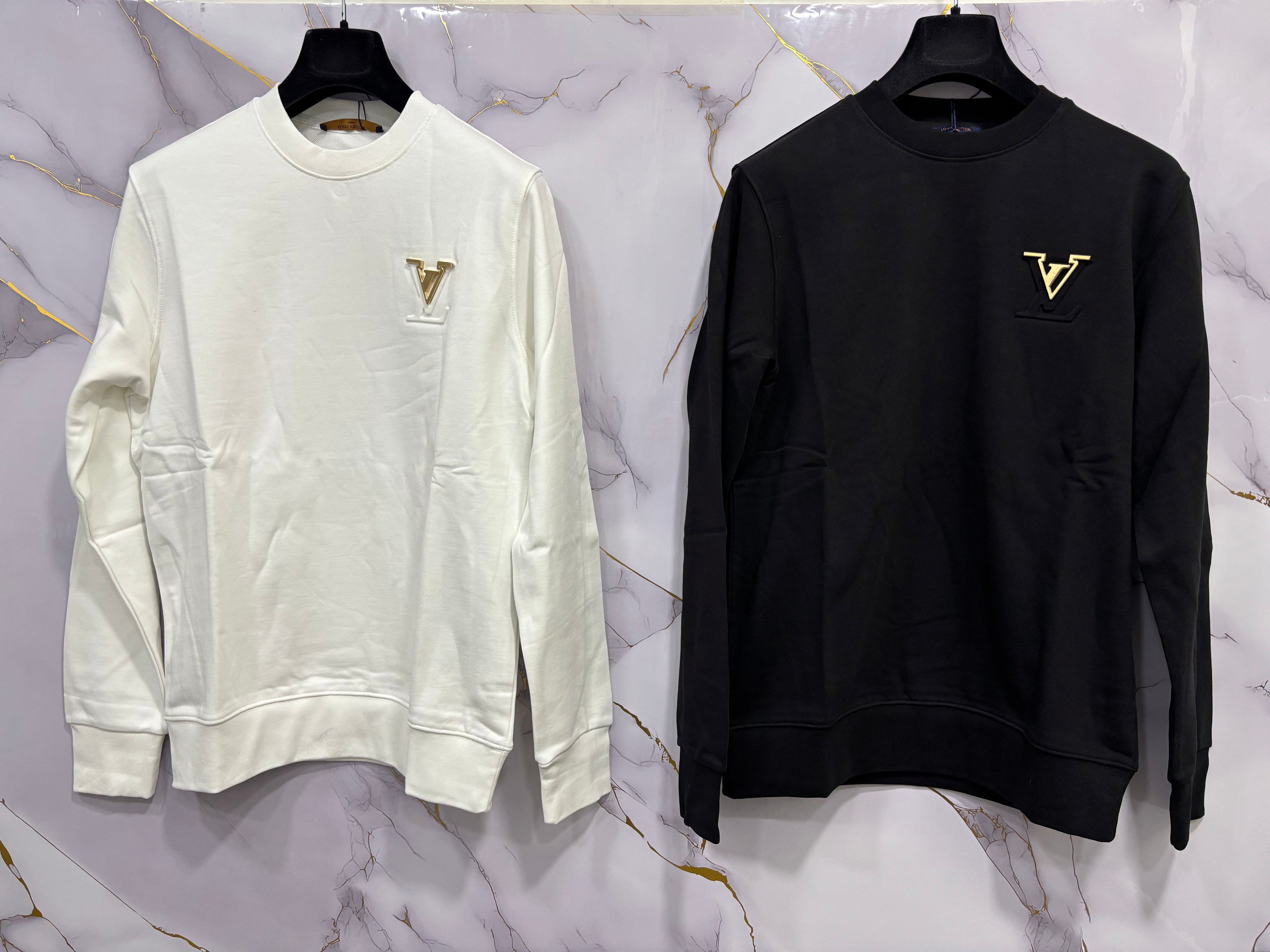 FELPA LV (LOGO ORO)