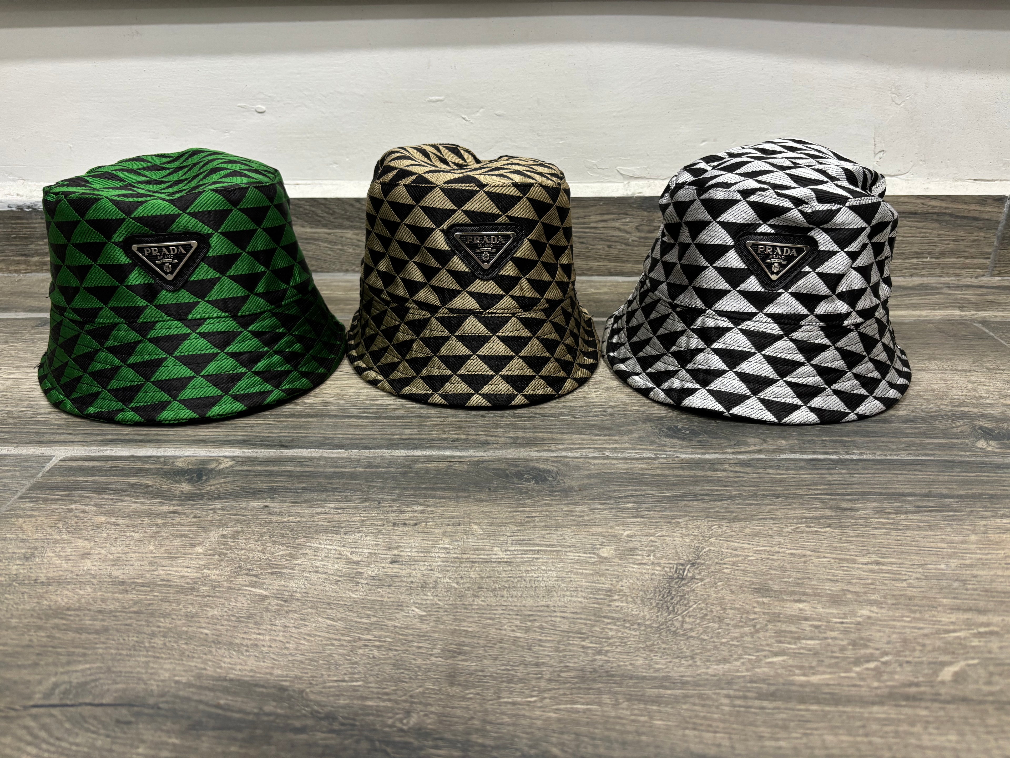 CAPPELLO PRADA (TRIAGOLI)