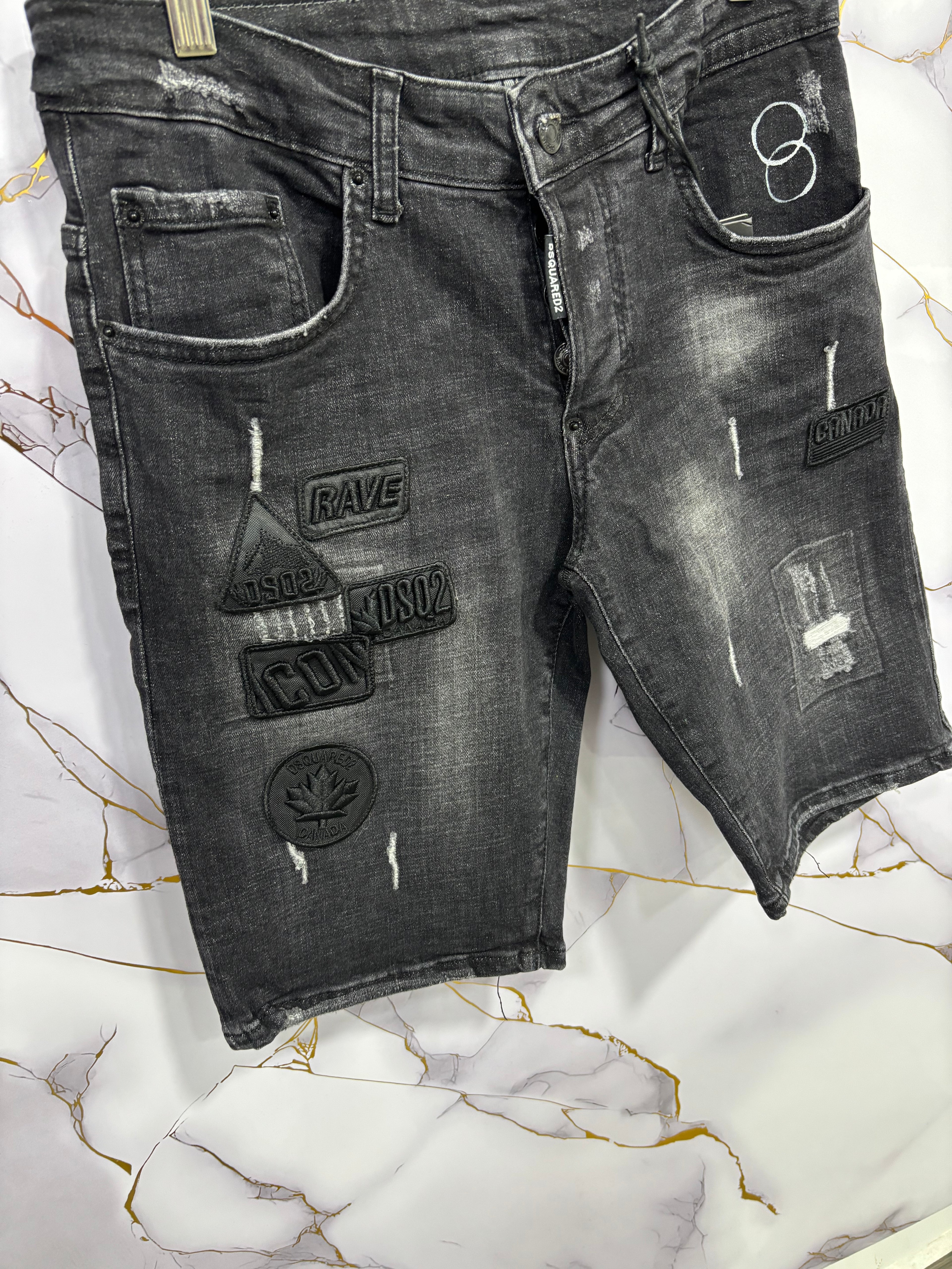 BERMUDA DSQ (NERO TOPPE)