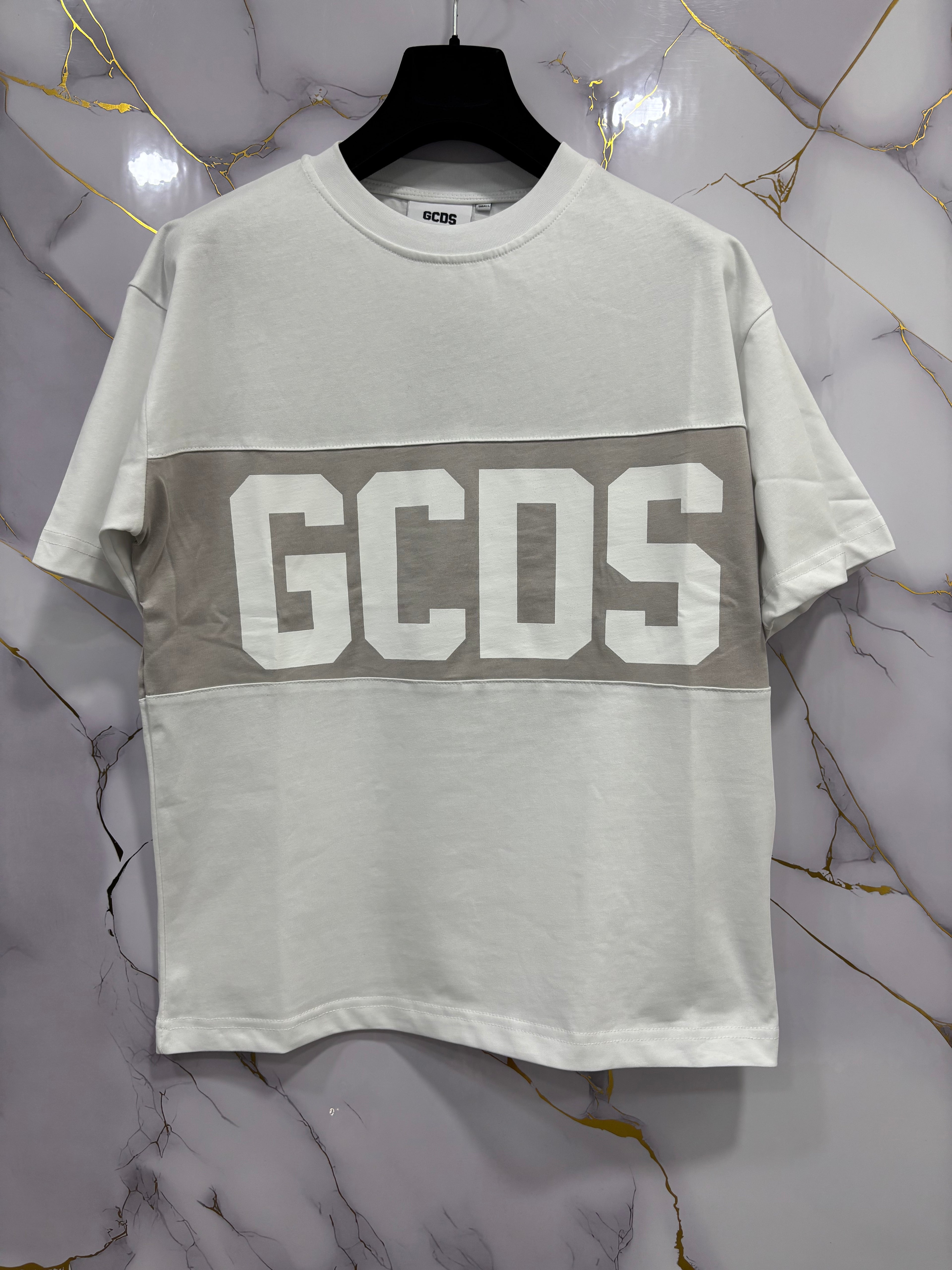 T-SHIRT GCDS