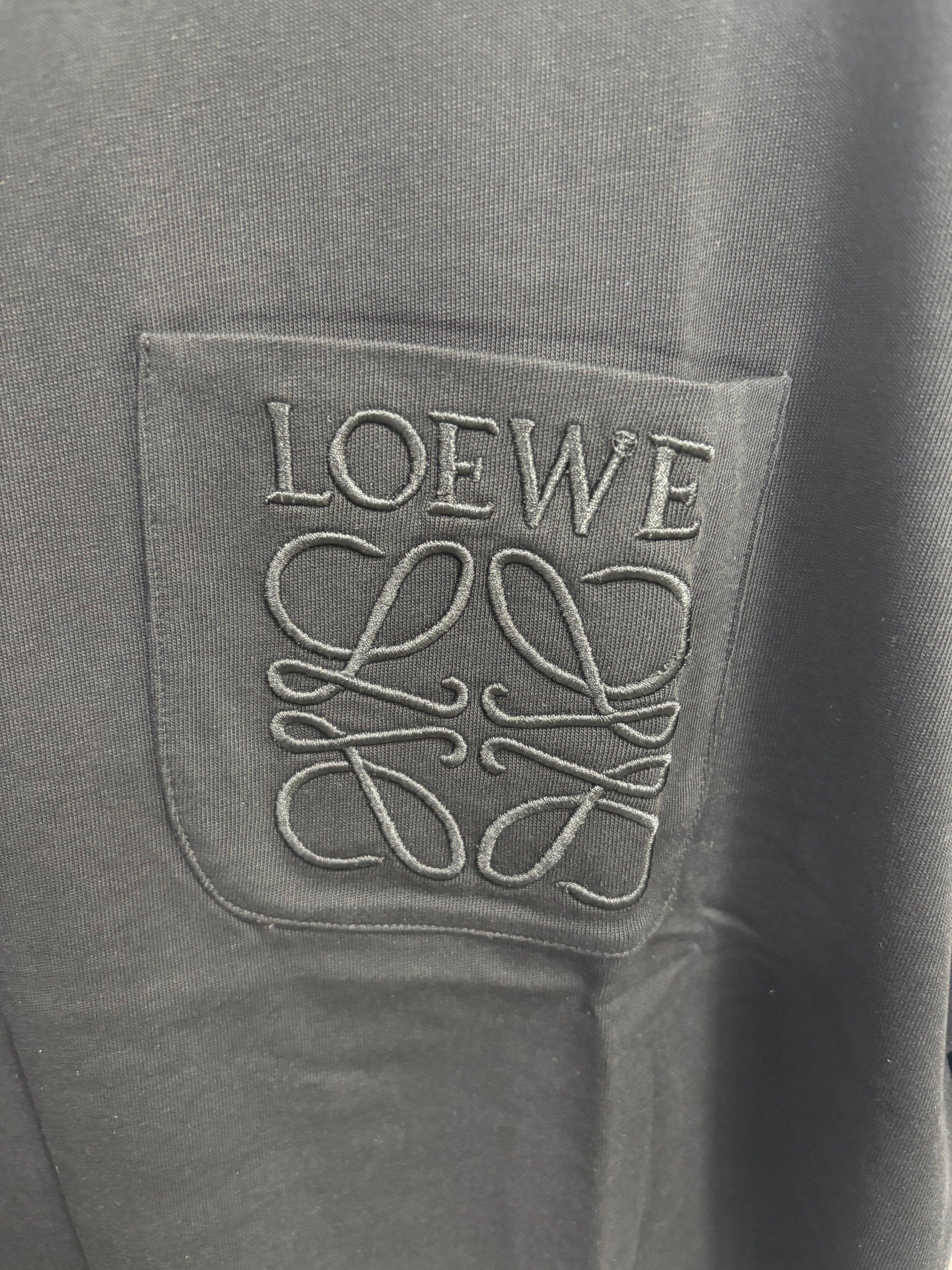 T-SHIRT LOEWE