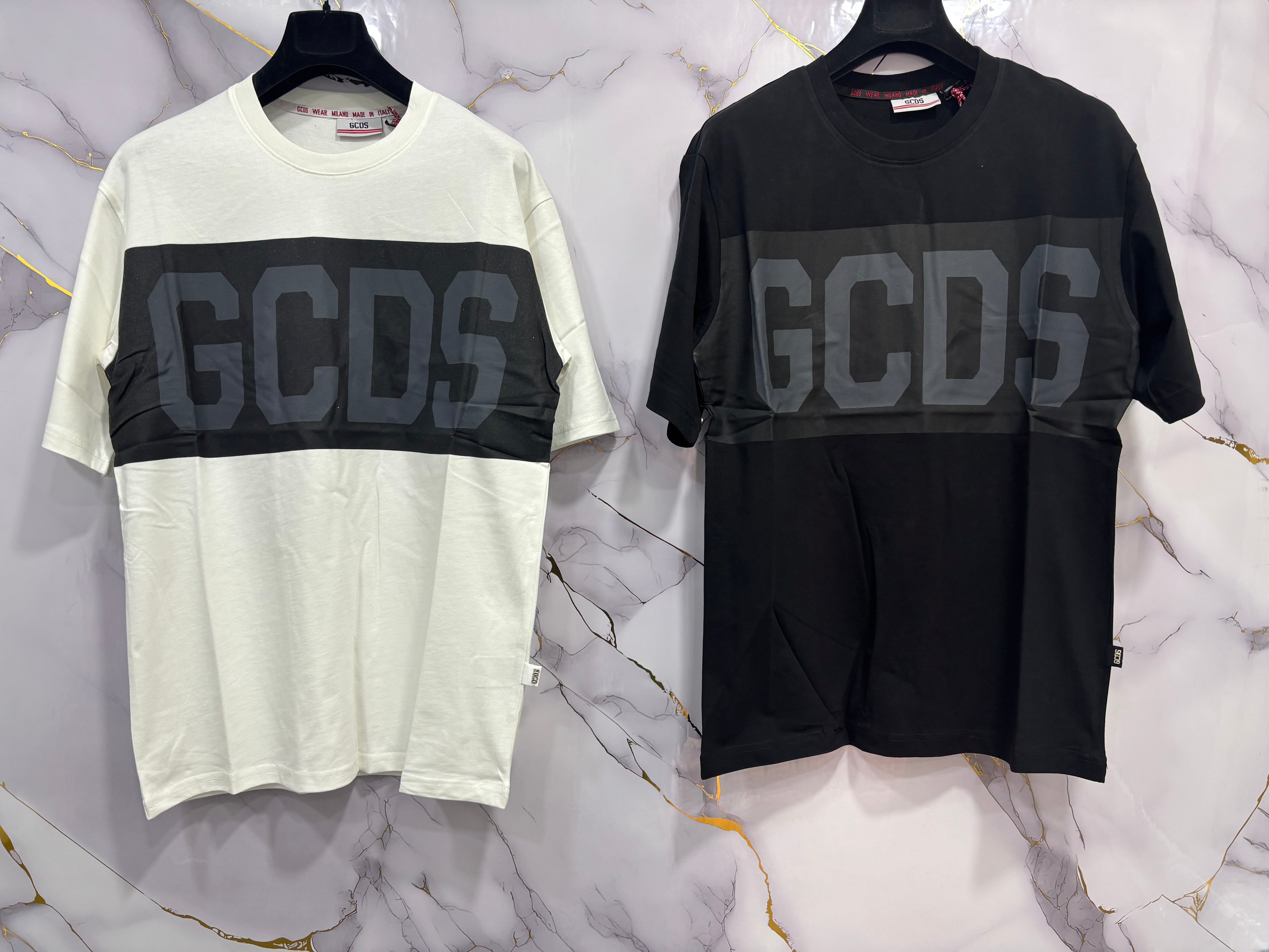 T-SHIRT GCDS